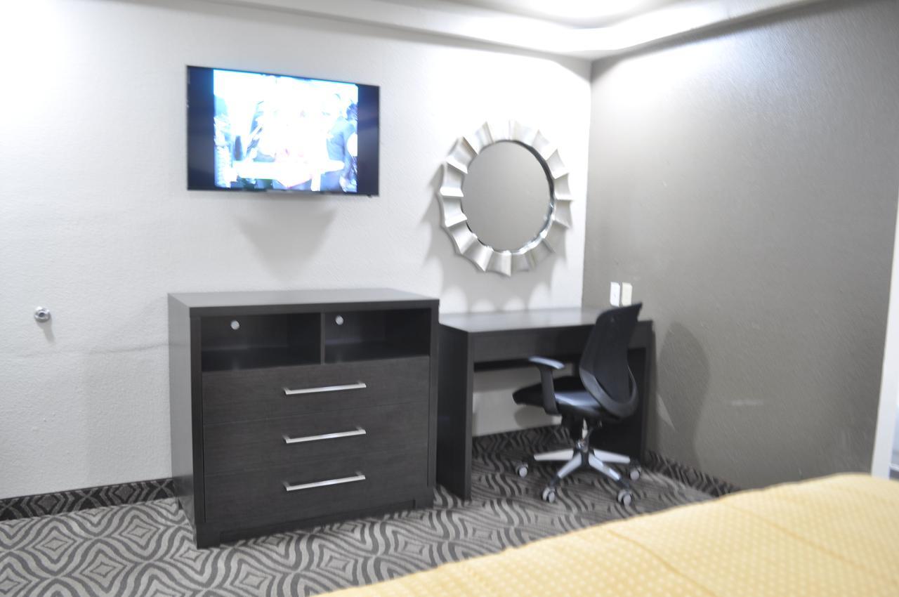 Downtown Dallas/cotton Bowl Hotel 2*