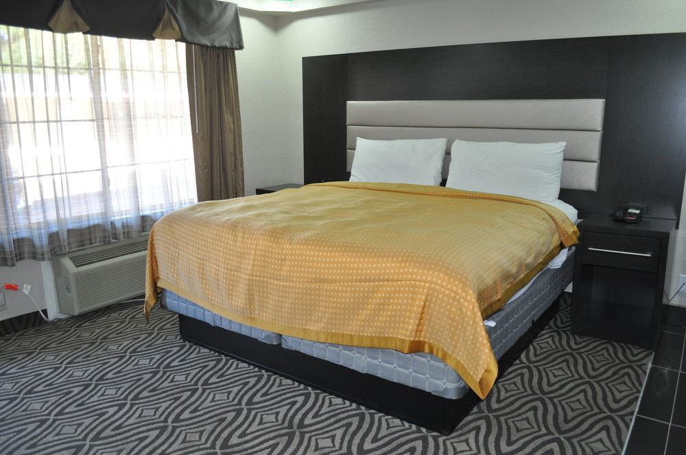Downtown Dallas/cotton Bowl Hotel Dallas