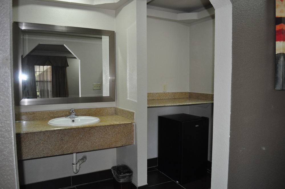 Downtown Dallas/cotton Bowl Hotel Dallas